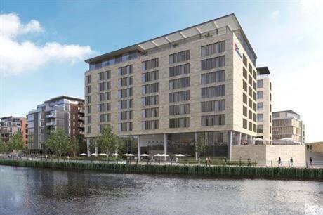Hilton Garden Inn Peterborough City Centre Esterno foto